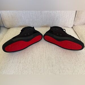 Christian Louboutin Louis Orlato
Flat High Top Sneaker